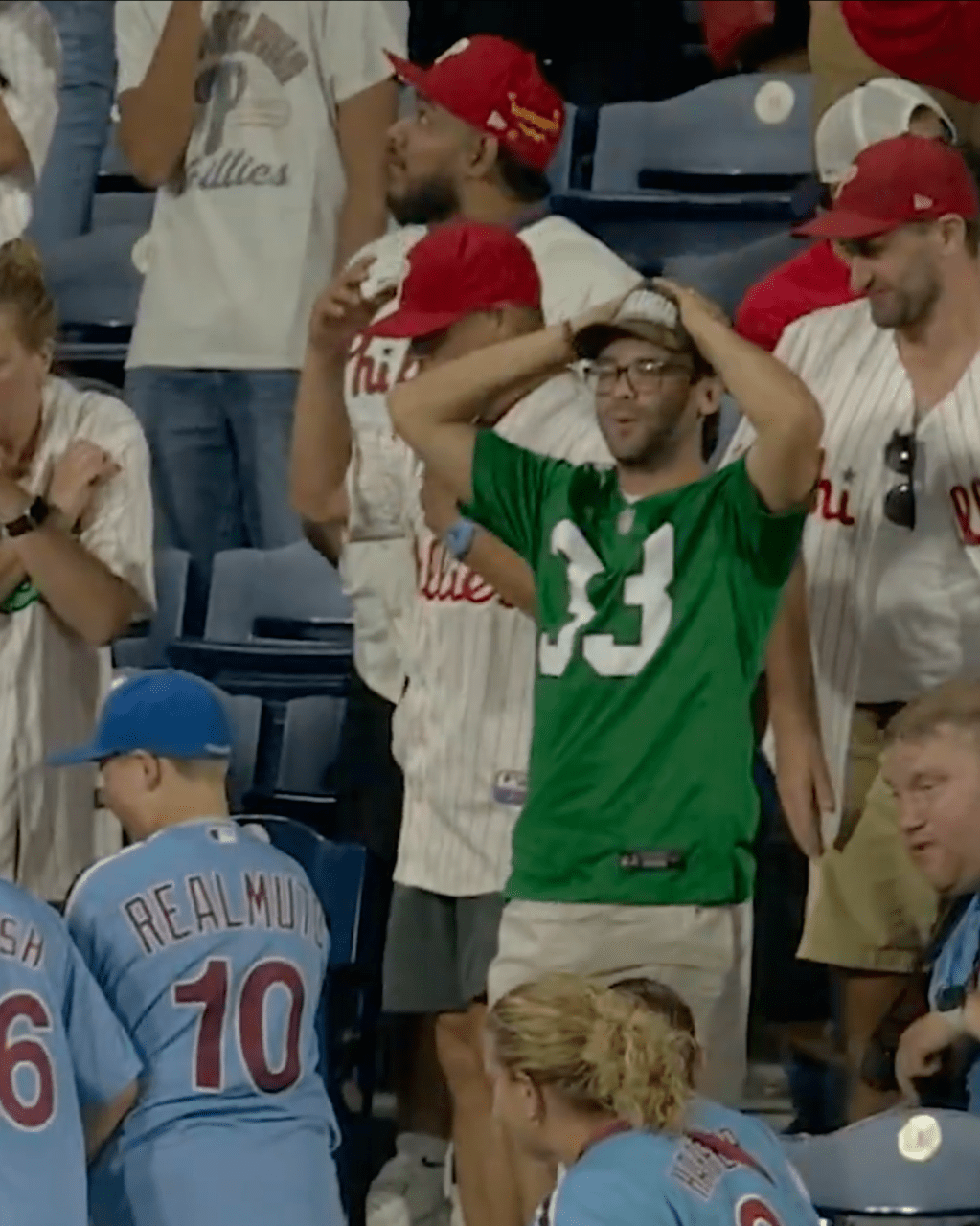 phillies-fans-