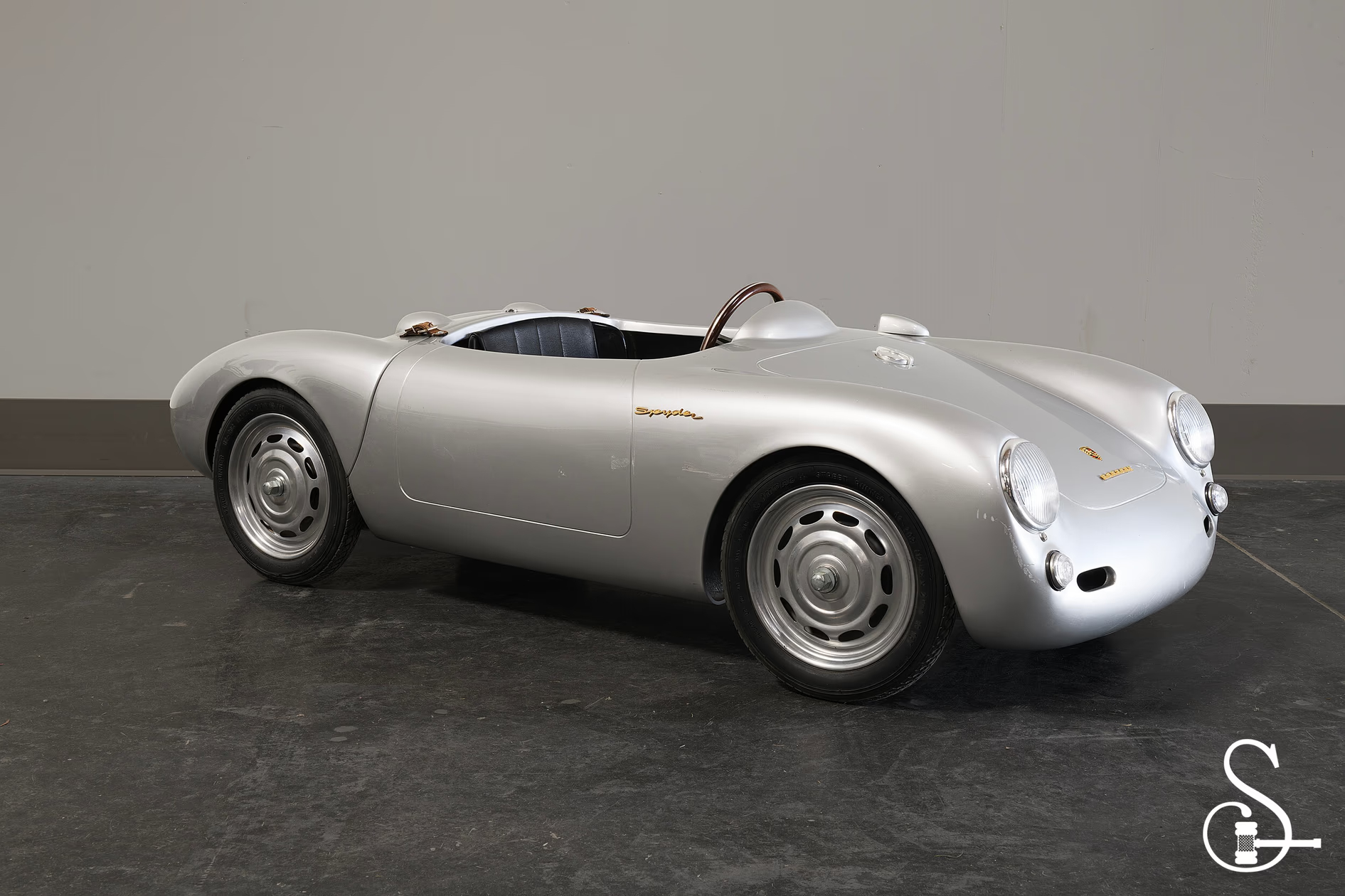 Sports Cars and Snap-On: Casino Magnate’s Estate Auction Is an Automotive Jackpot