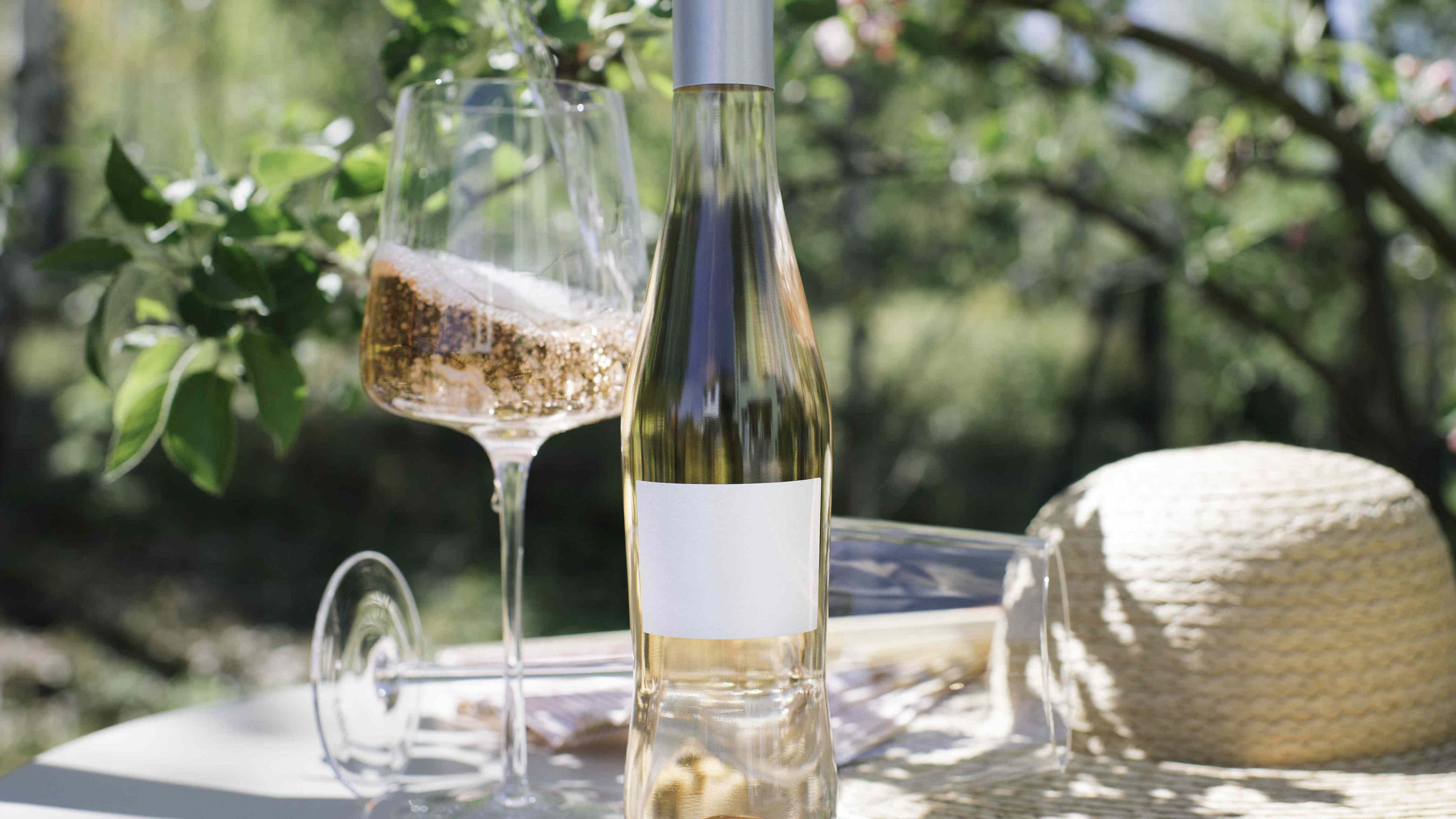 We asked 4 sommeliers to name the best rosé—every pick had one thing in common