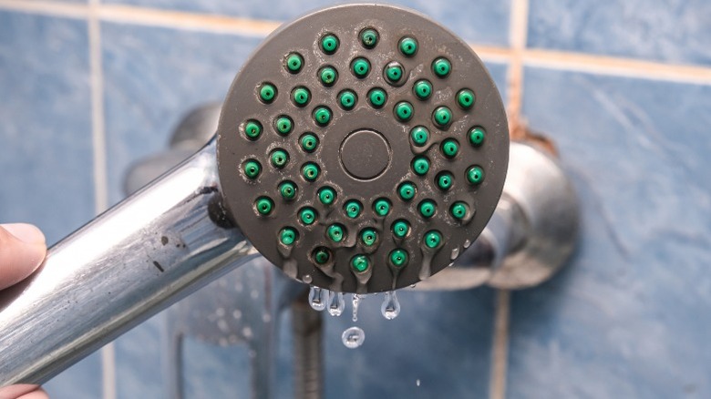 How To Deep Clean Your Bathroom And Keep It Clean