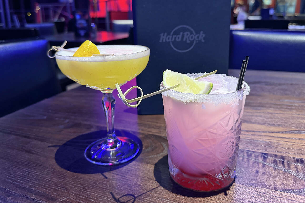 A grim night at LA's last Hard Rock Cafe, where music memories go to die