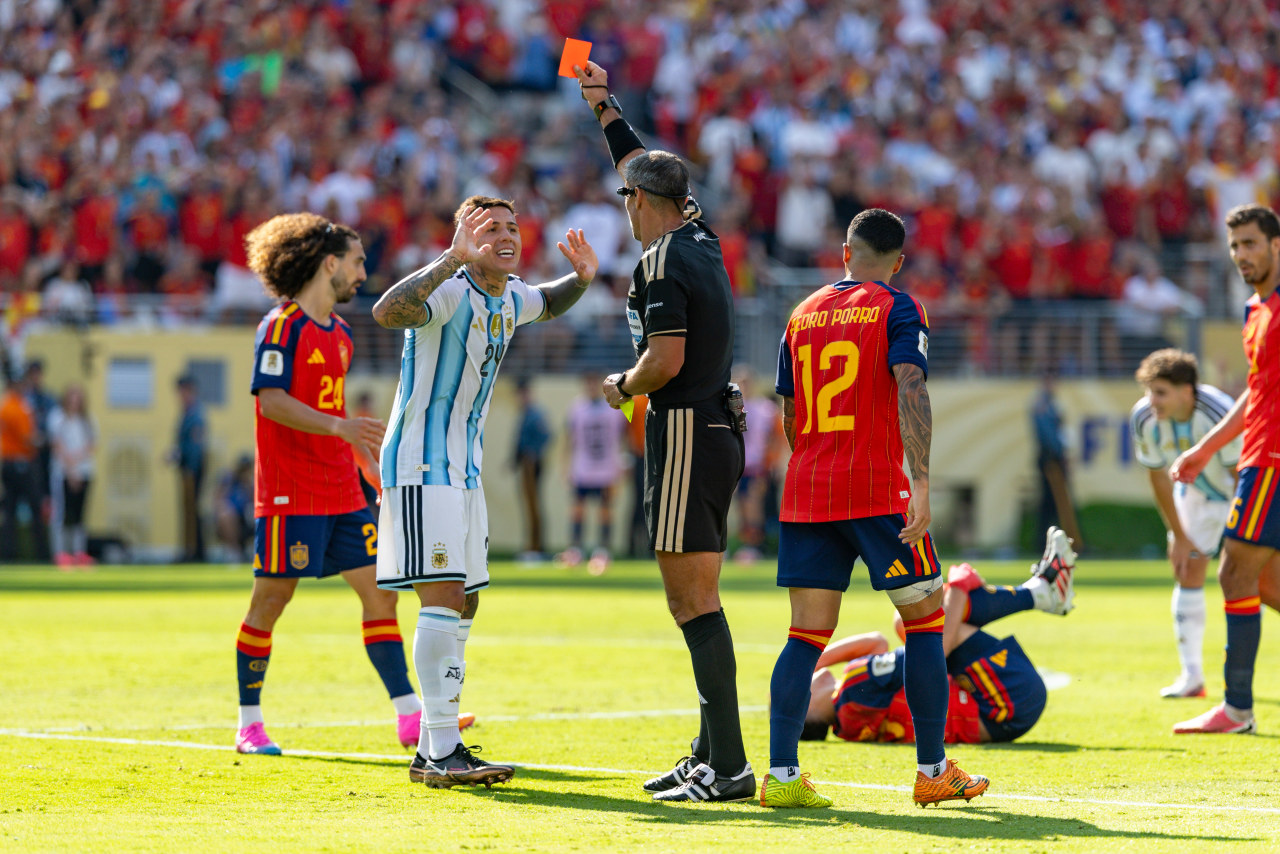 Two Late Goals, One Red Card, and the Last Villain of This World Cup