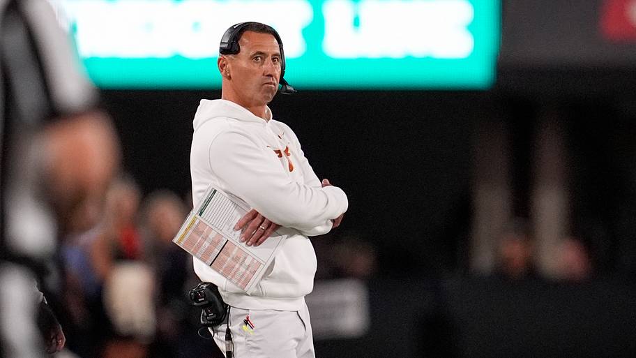 This New Texas Longhorns Offensive Lineman is Impressing Steve Sarkisian