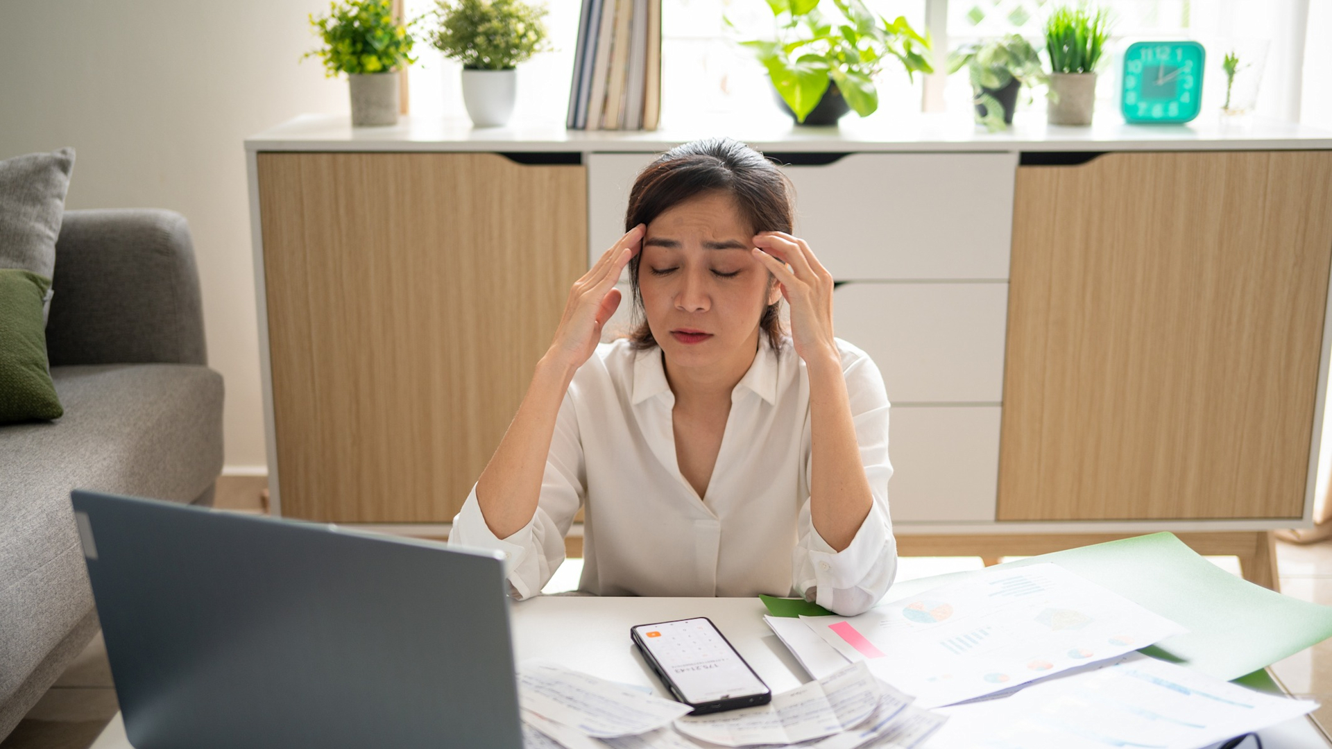 7 signs it may be time to switch or close your checking account