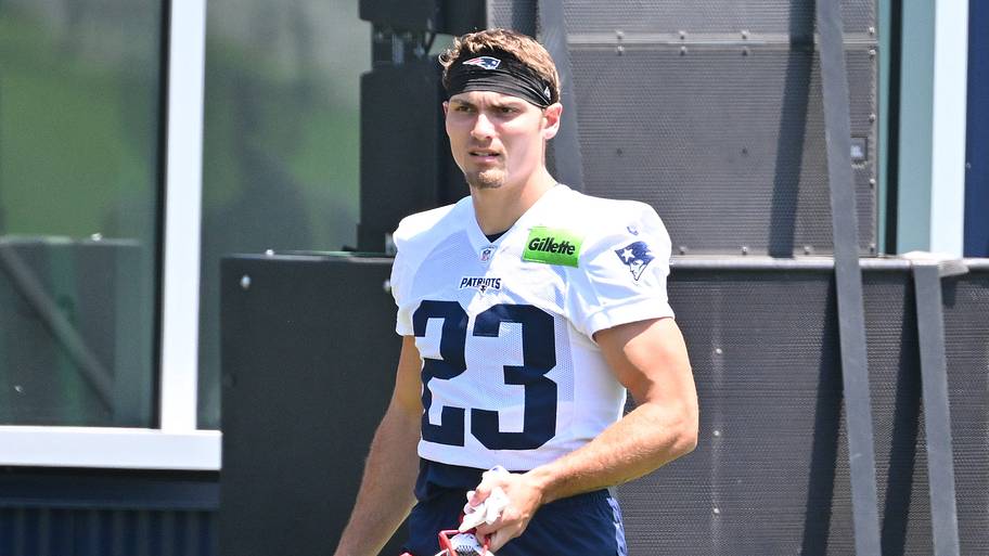New England Patriots wide receiver Nick DeGennaro