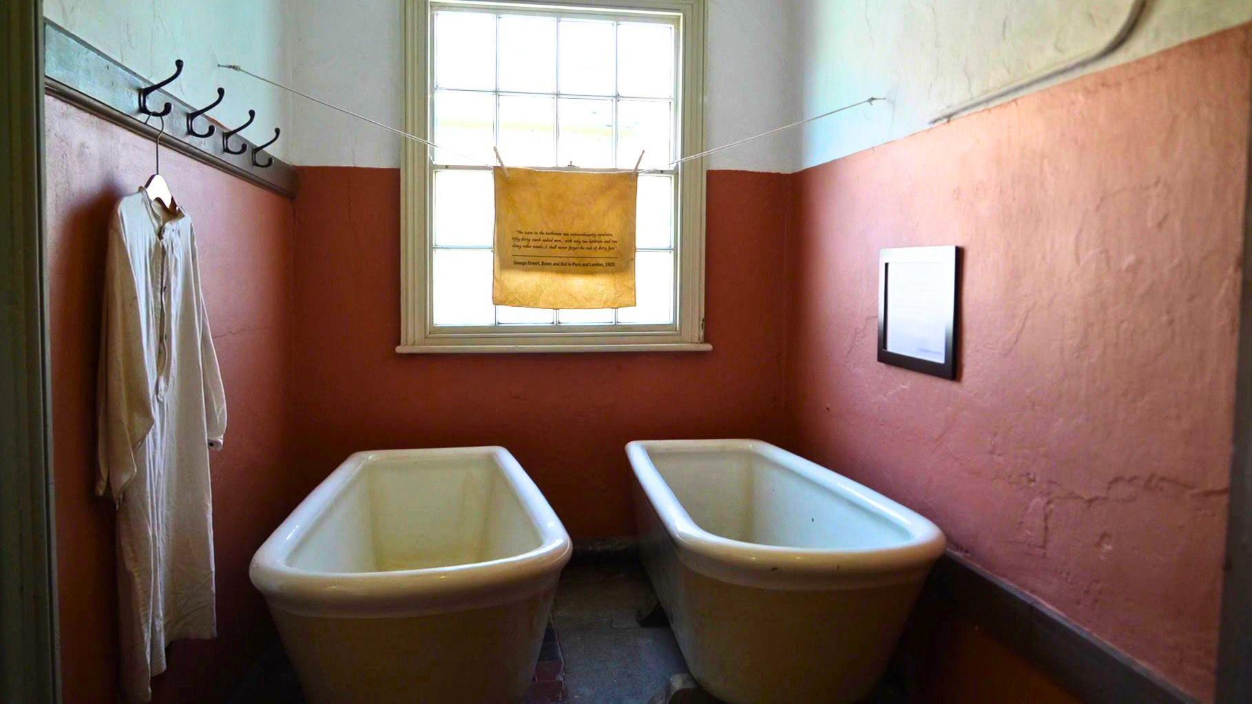 Speakers in each room bring alive the typical sounds of the workhouse