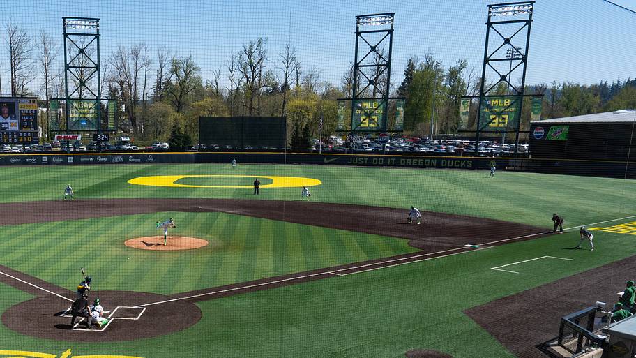 Oregon Ducks baseball series vs. Michigan Wolverines April 4, 2025.