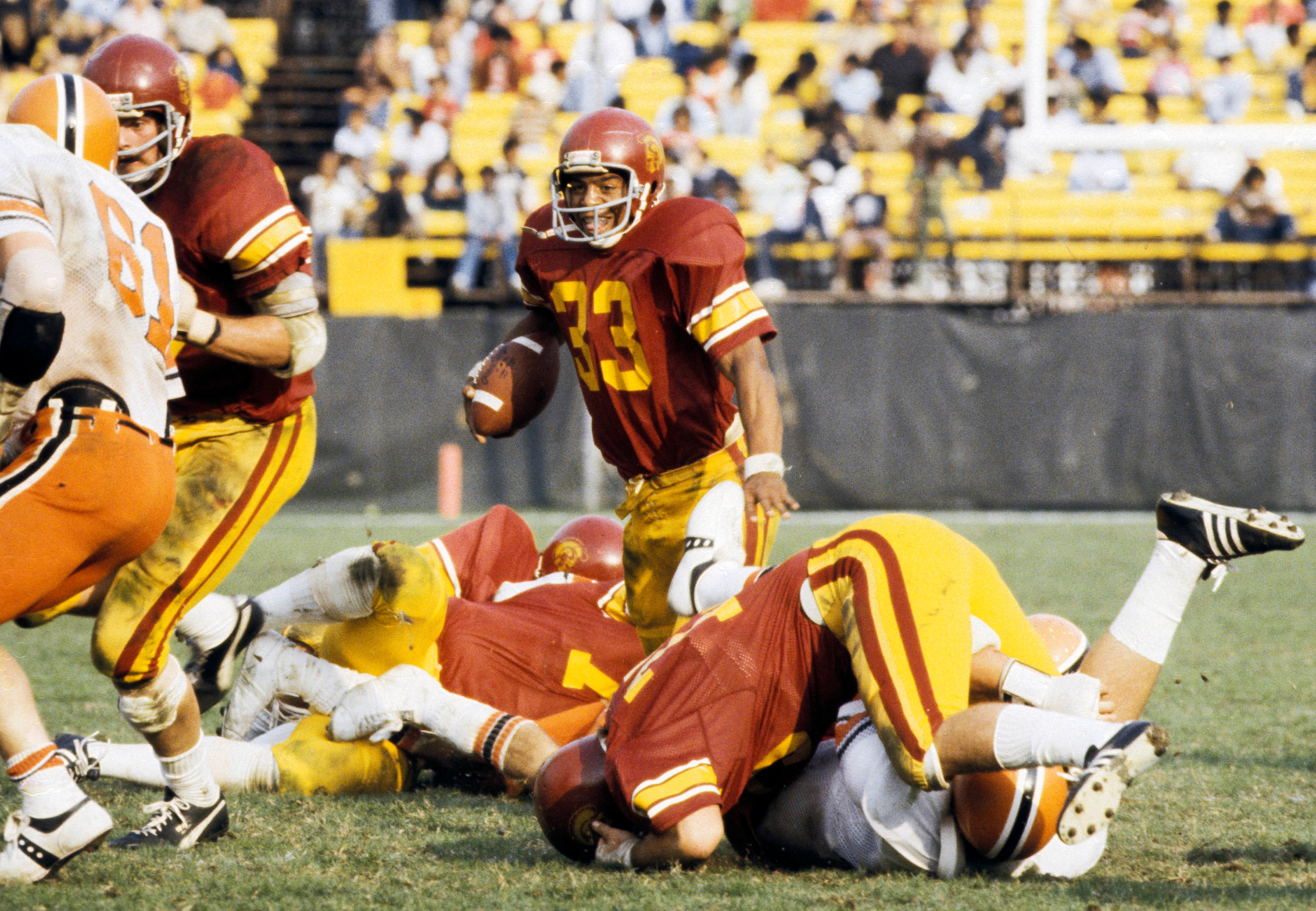 USA250: 10 greatest college athletes from California