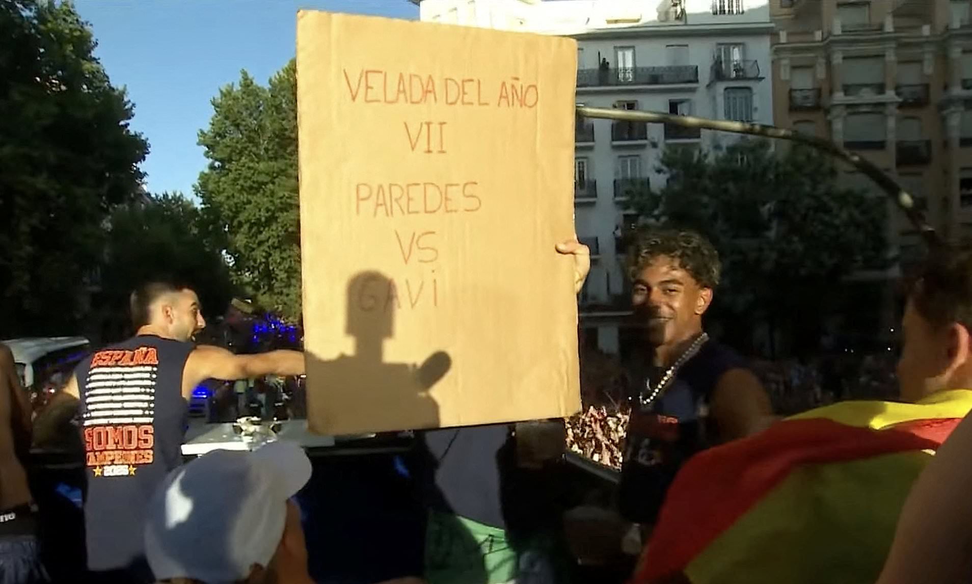 Lamine Yamal mocks Argentina brute Leandro Paredes with hilarious sign