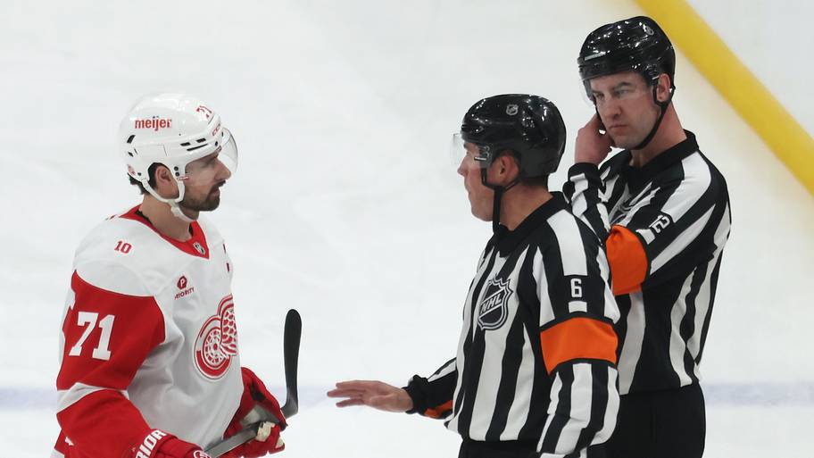 Insider believes Red Wings will choose next captain regardless of Larkin's status