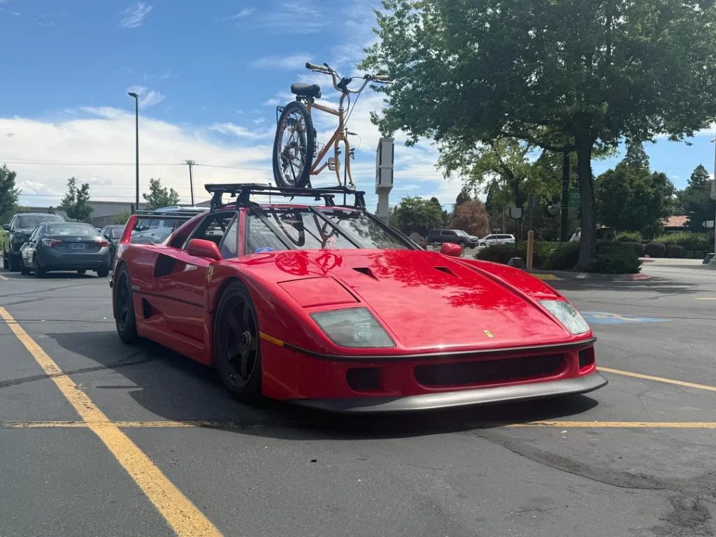 Someone has been using their Ferrari F40 every day and it shows front