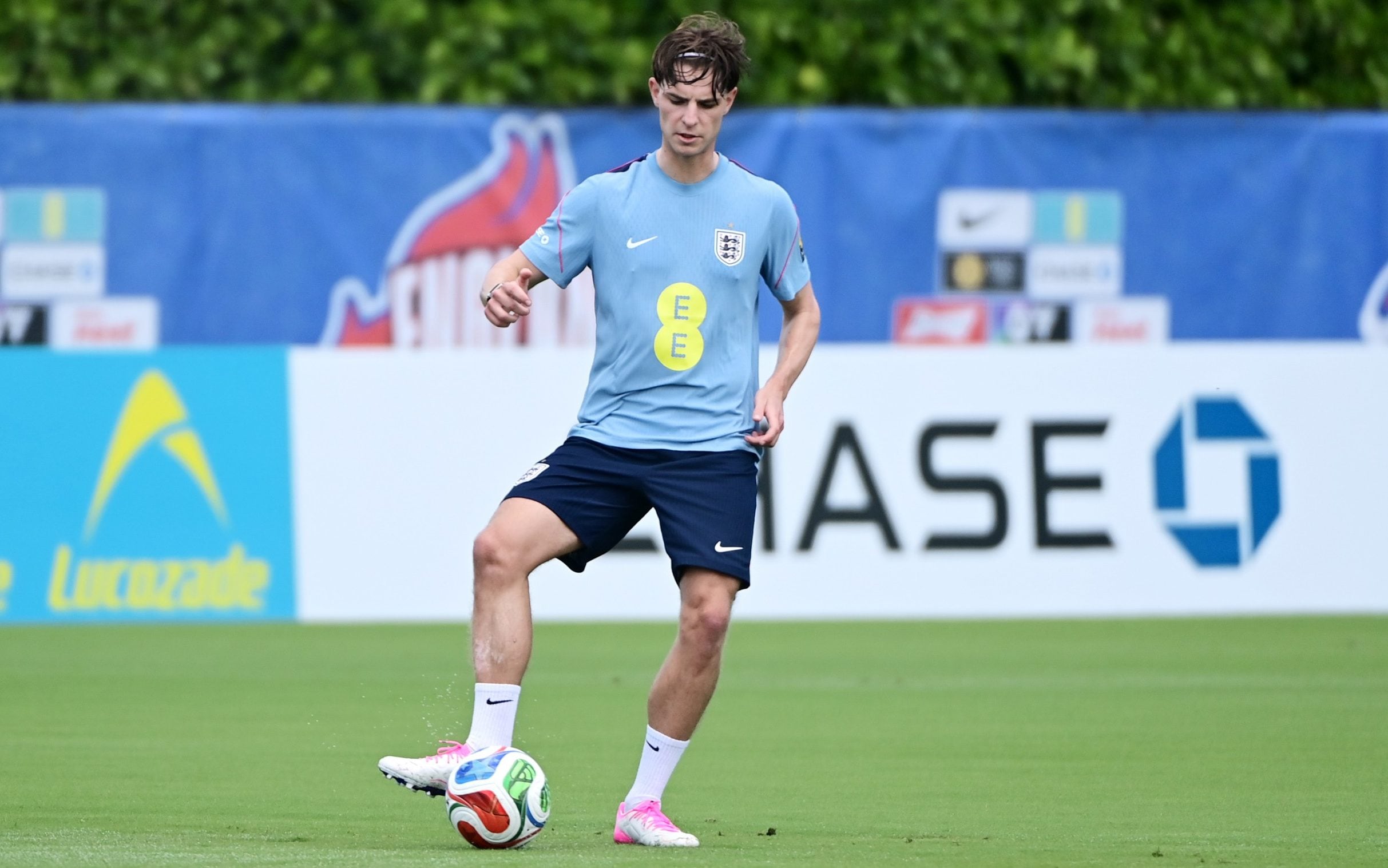 England's Alex Scott during a training session at Palm Beach Gardens, Florida