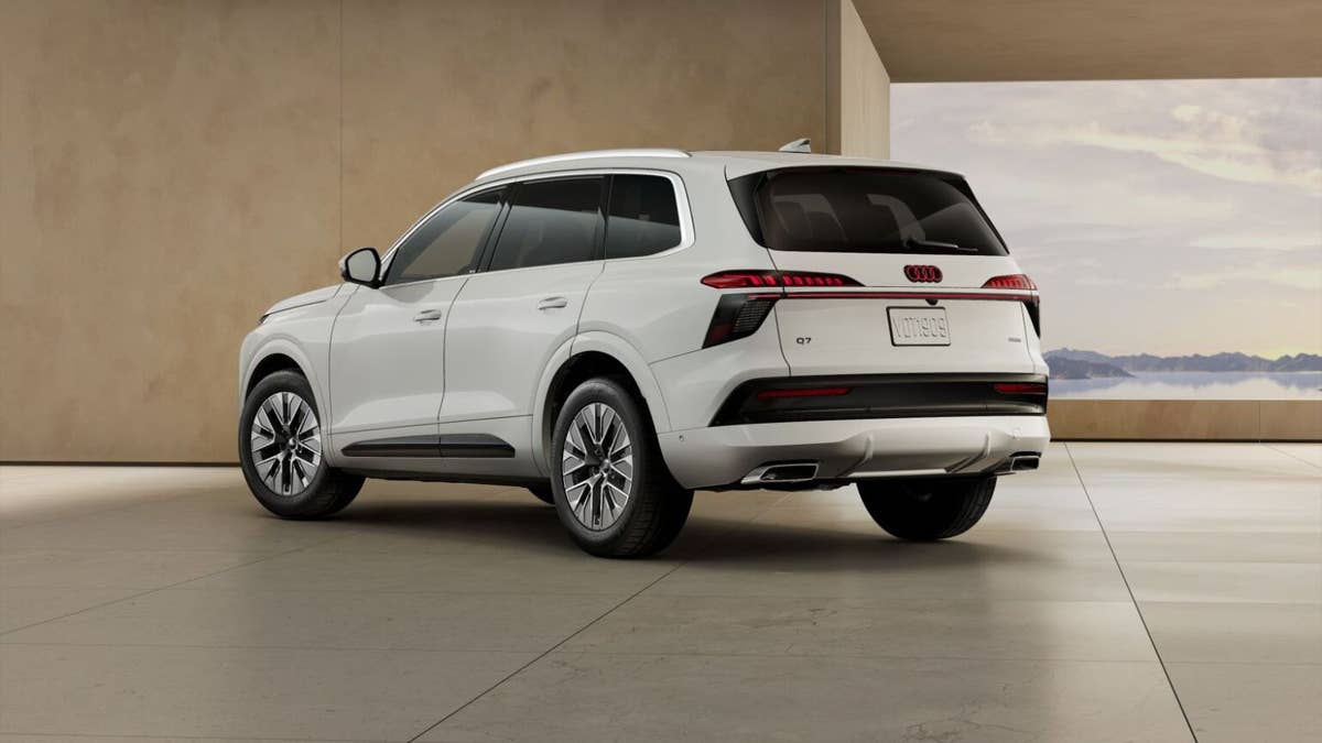 2027-audi-q7-premium