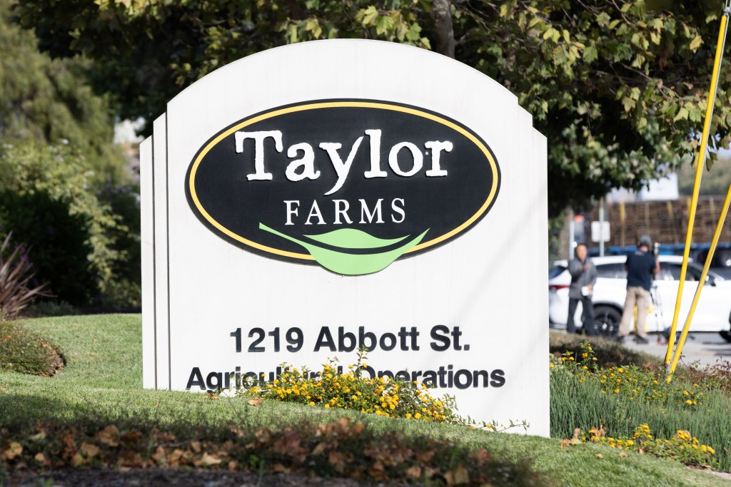 Trump admin denies colluding with Taylor Farms over cyclospora: "FAKE NEWS"