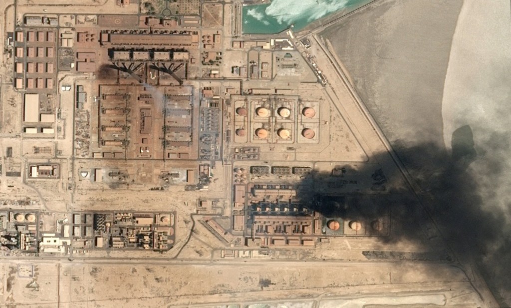 Iran pounds Kuwait with fresh wave of missile launches after US strikes