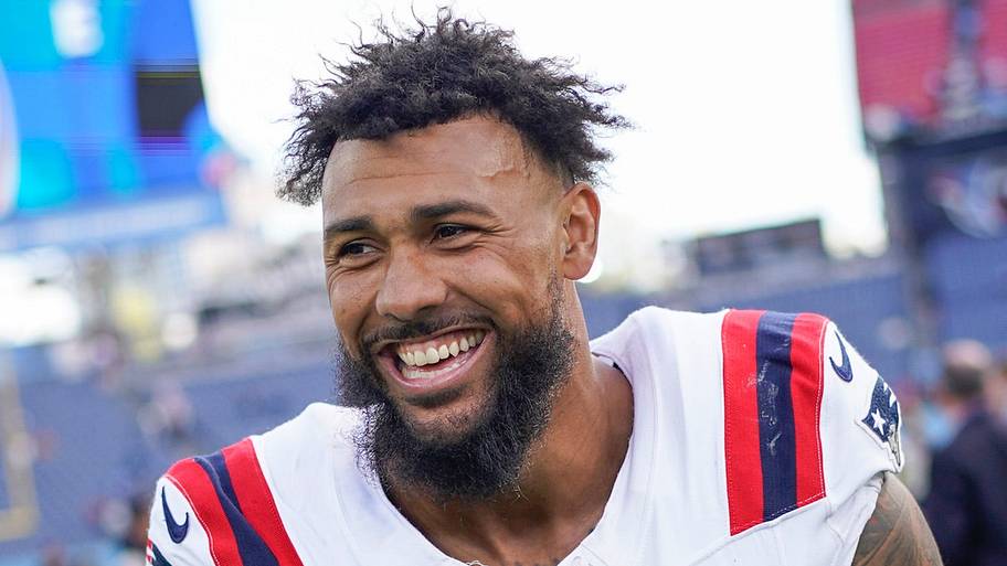 Patriots' most important training camp battle might not be the obvious one