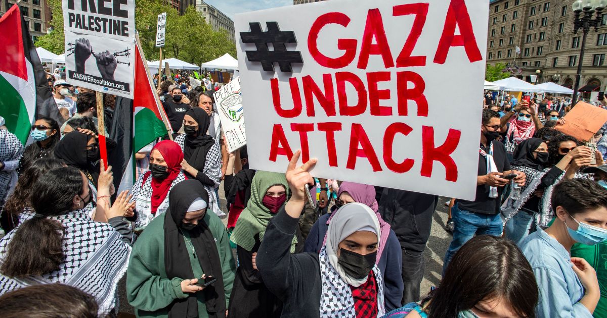Alert: Dem lawmakers want first-in-America state commission for Muslims - would advance, protect Islam in Massachusetts