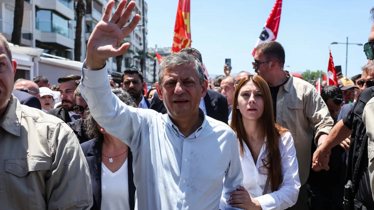 Turkey's main opposition splits as Ozgur Ozel launches new party