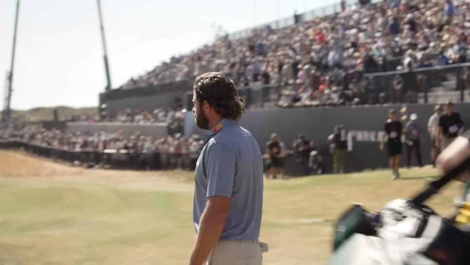/content/dam/images/golfdigest/fullset/kennedy/JK_YoungLook.jpg