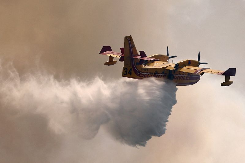 Wildfire near Ponteves in Var department
