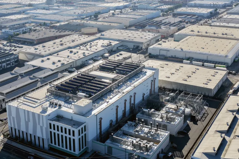 Team Trump rallies in support of data centers as the public turns against them