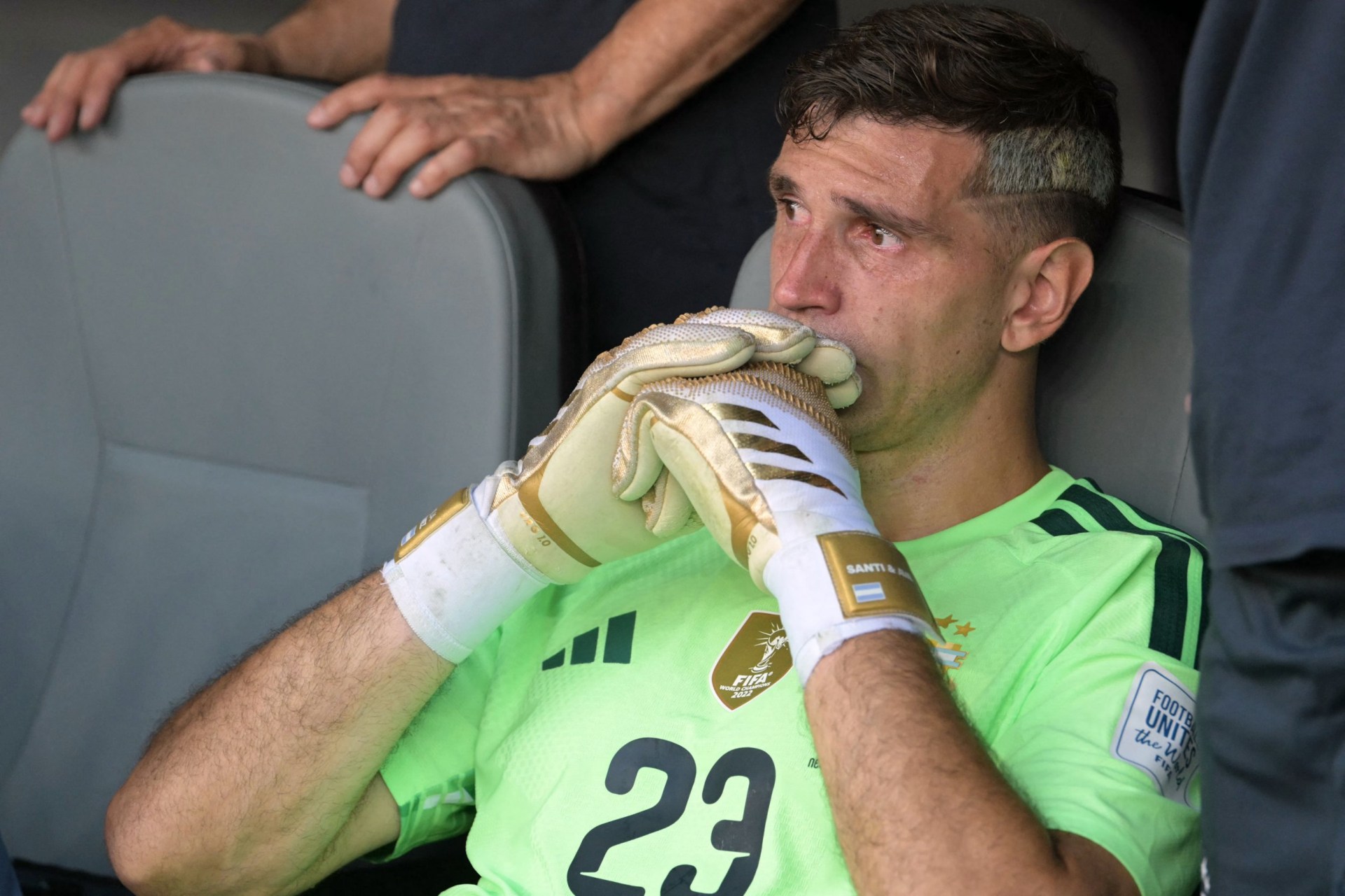 Emi Martinez was crestfallen after Argentina's defeat in the World Cup fina