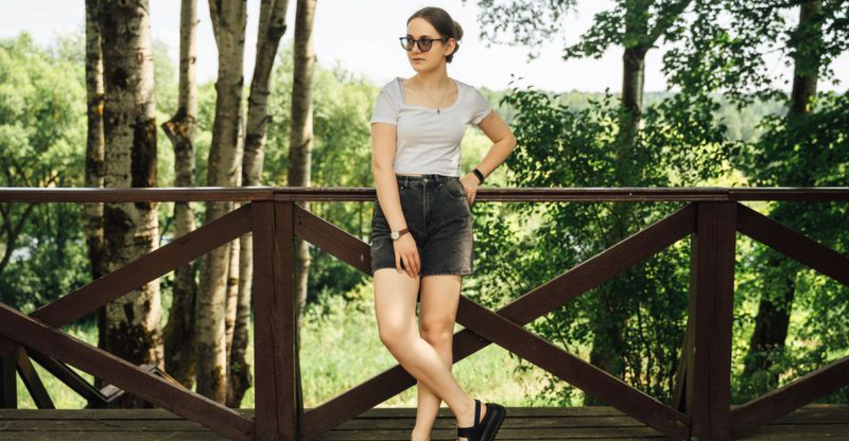Don’t pack for vacation without these 7 petite-friendly essentials