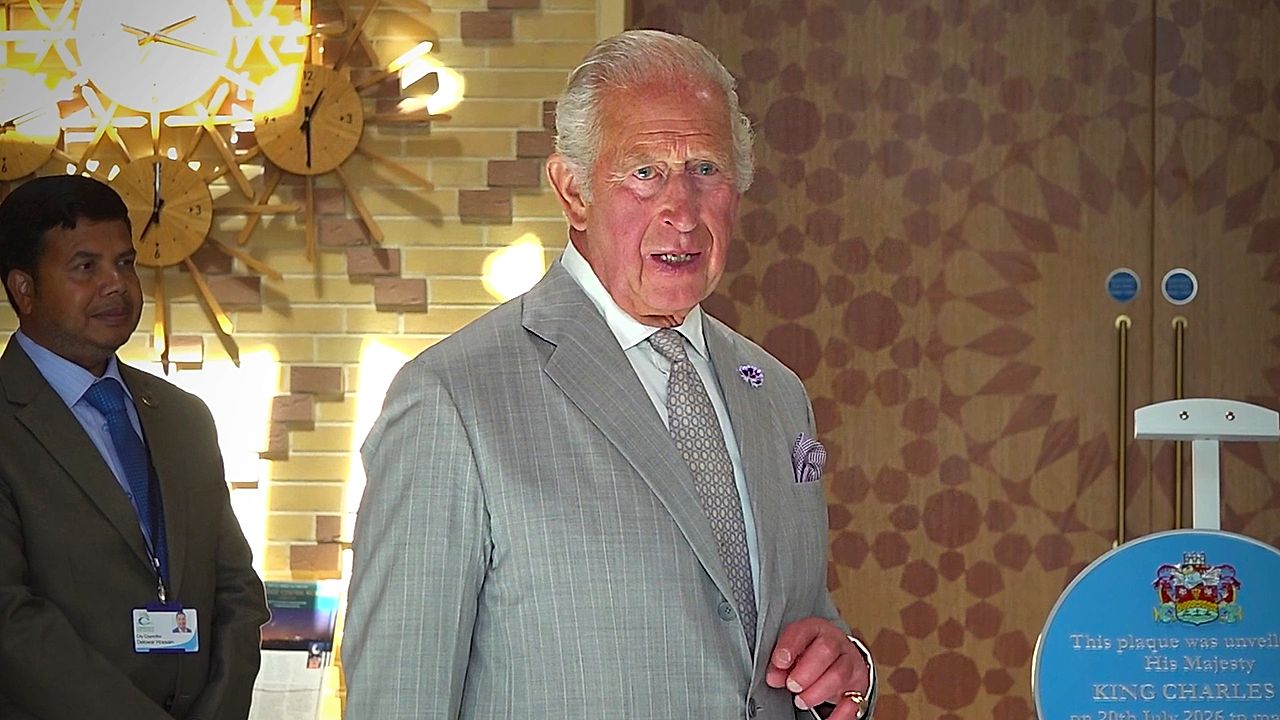 King Charles praises Europe's first 'eco mosque'
