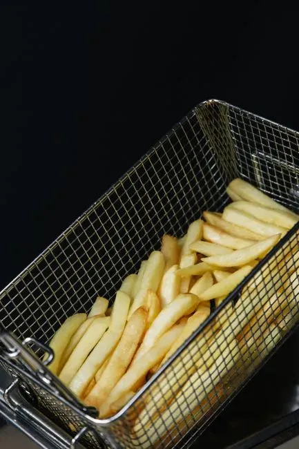 Fried foods and foods high in trans fat (Image Credits: Pexels)
