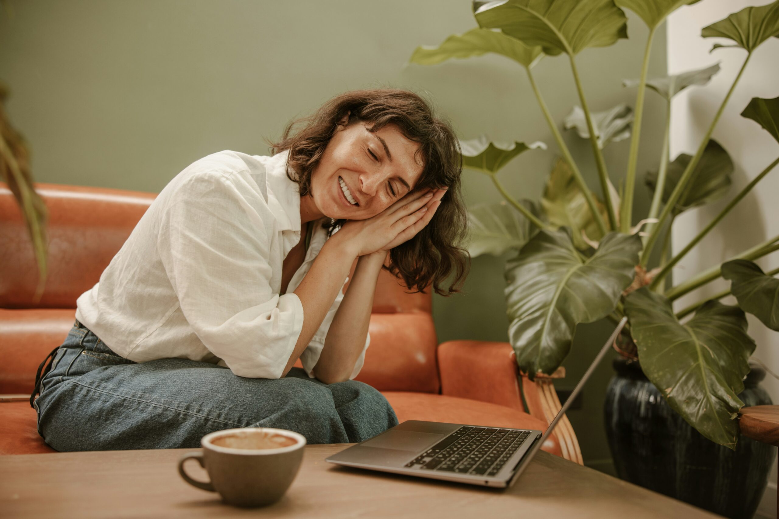 How to create a sustainable work-life flow without sacrificing your personal peace