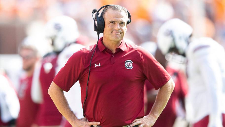 South Carolina head coach Shane Beamer saw his team fall behind early on Saturday at Neyland Stadium in Knoxville, Tenn.