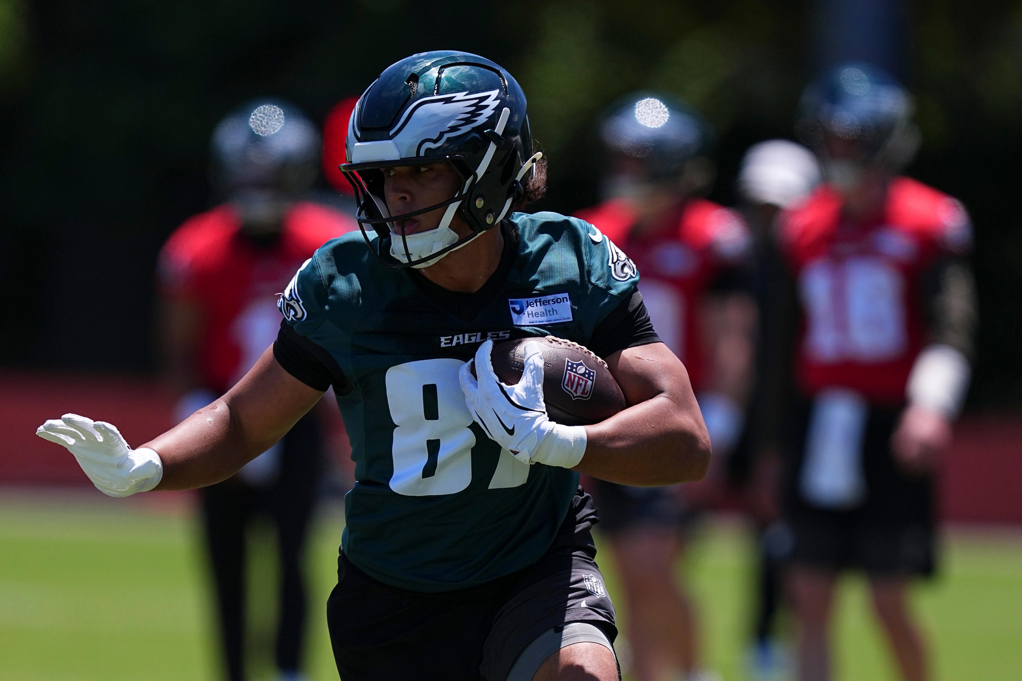 Eli Stowers #87, Philadelphia Eagles (Photo by Mitchell Leff/Getty Images)