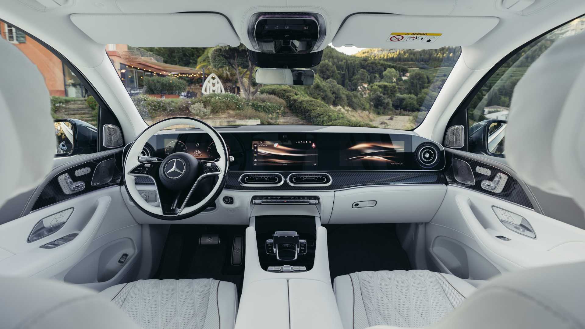 2027 Mercedes-Maybach GLS 680 Interior 1
