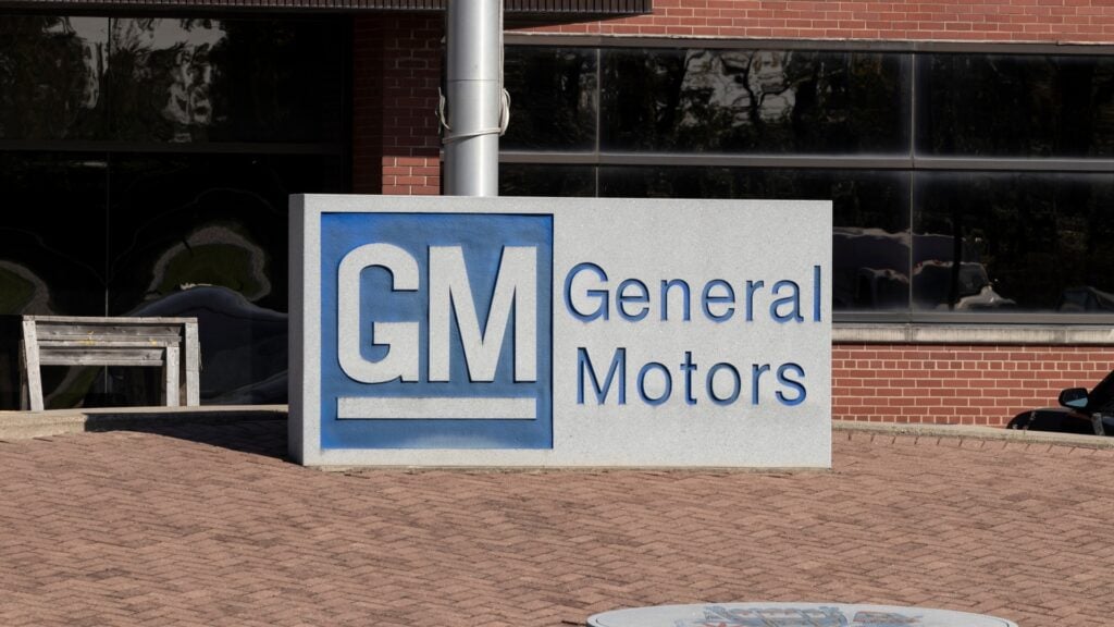 Americans Still Want Big Trucks, and General Motors Says Demand Isn't Slowing