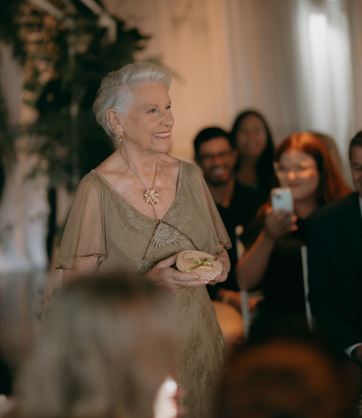 10 Workplace Kindness Moments That Prove Compassion Leads to Better Teams