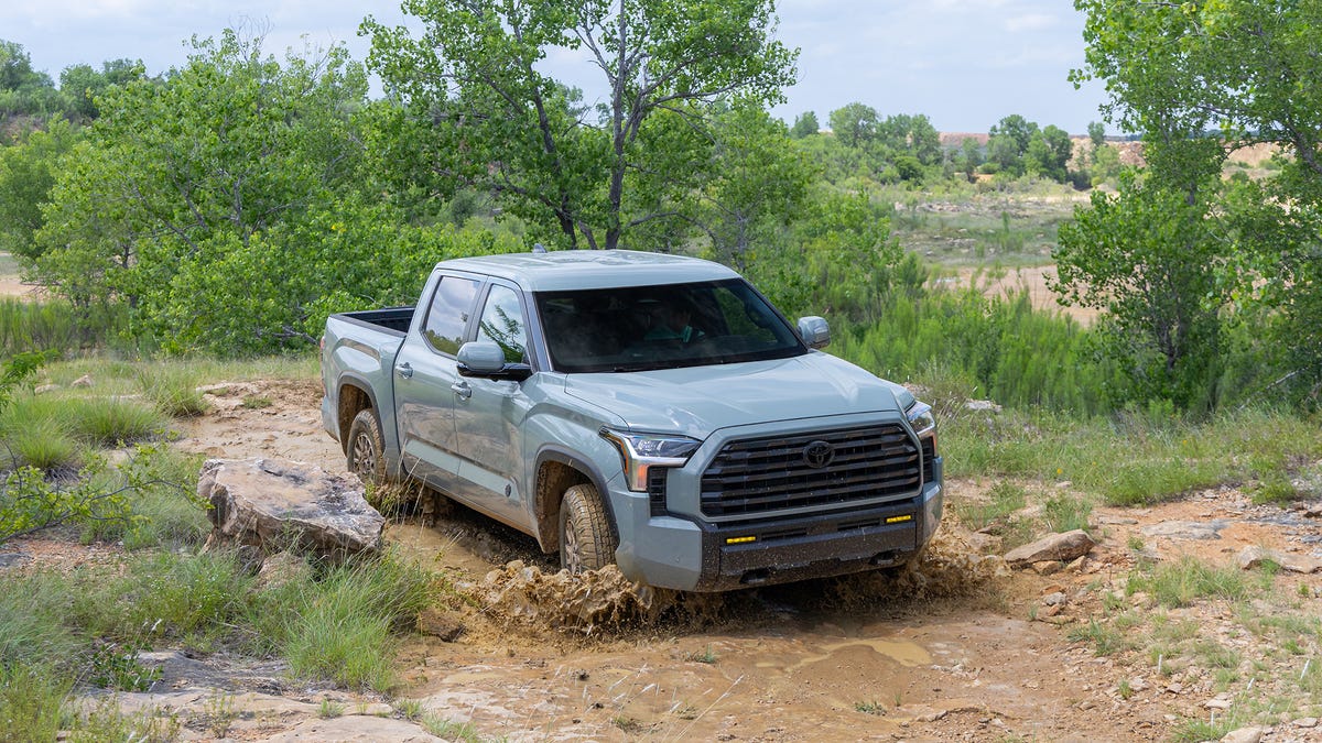 2027_toyota_tundra_trailhunter-mud.jpg
