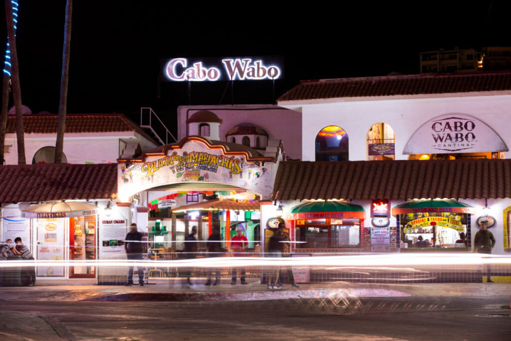 Los Cabos Security Increased In Bars And Nightclubs To Protect Tourists