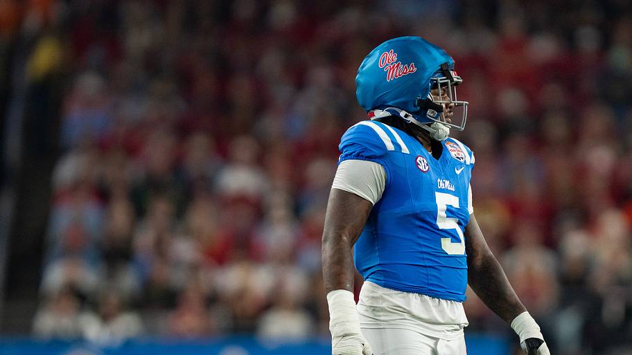 Ole Miss defensive end Kam Franklin