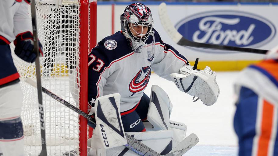 The Blue Jackets and Jet Greaves are very far apart on his next contract