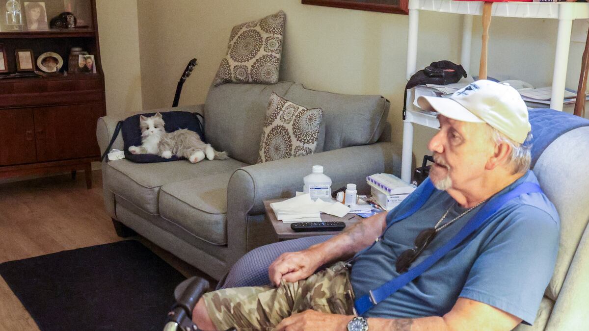 These Tampa Bay seniors’ robotic pets aren’t real. The feelings they inspire are.