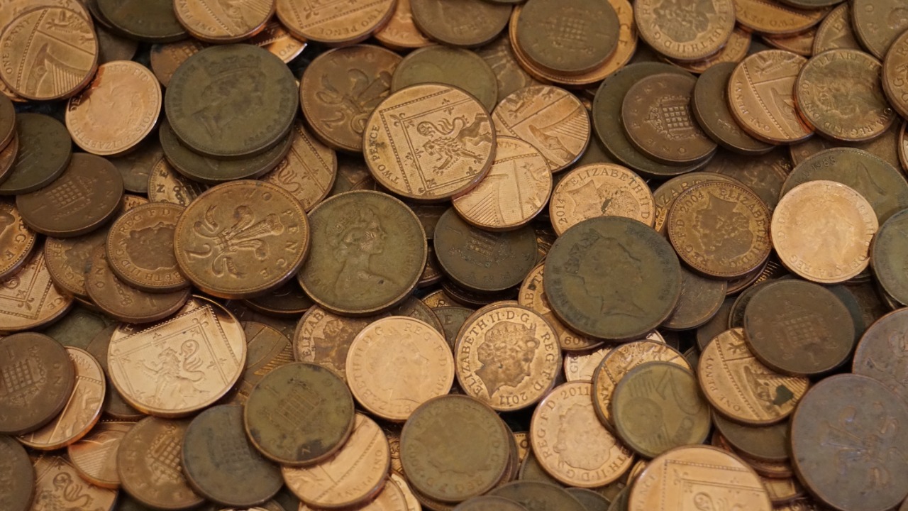 Divers pulled 9,000 gold coins from a wreck it took 30 years to finally name