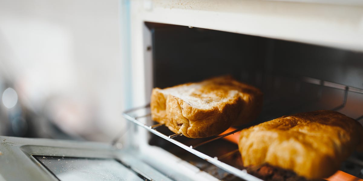 CPSC recalls popular toaster ovens due to fire and shock risk