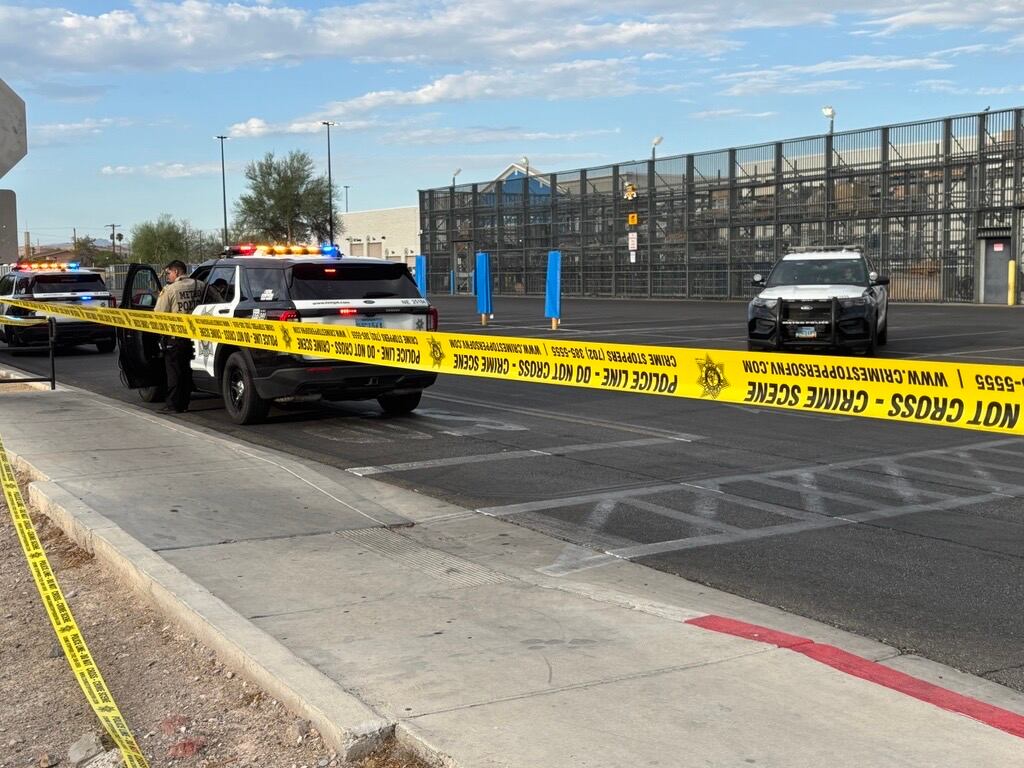Officer identified in deadly shooting of alleged gunman inside Las ...