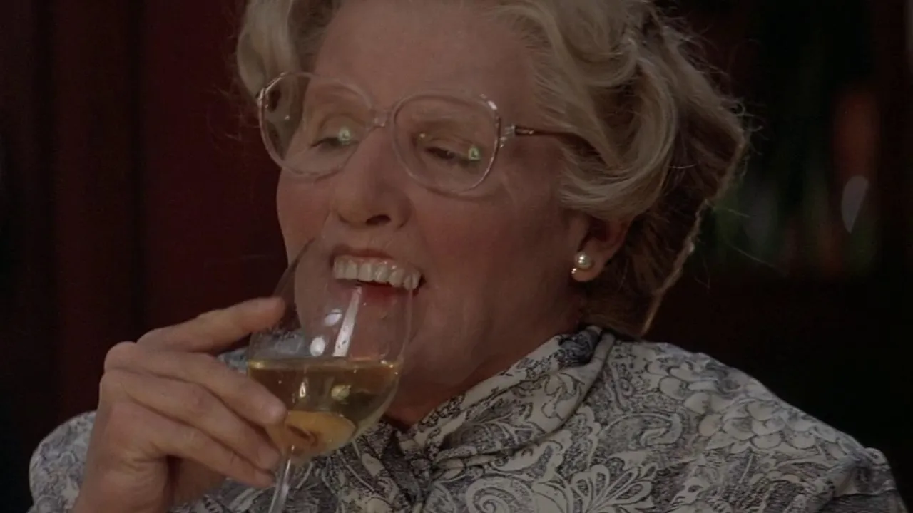 Remembering Robin Williams at 75: The Improvised ‘Mrs. Doubtfire’ Scene That Left the Cast Speechless