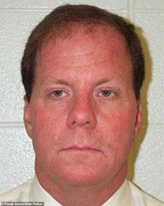 Report: Fugitive doctor appeared to work as LA executive