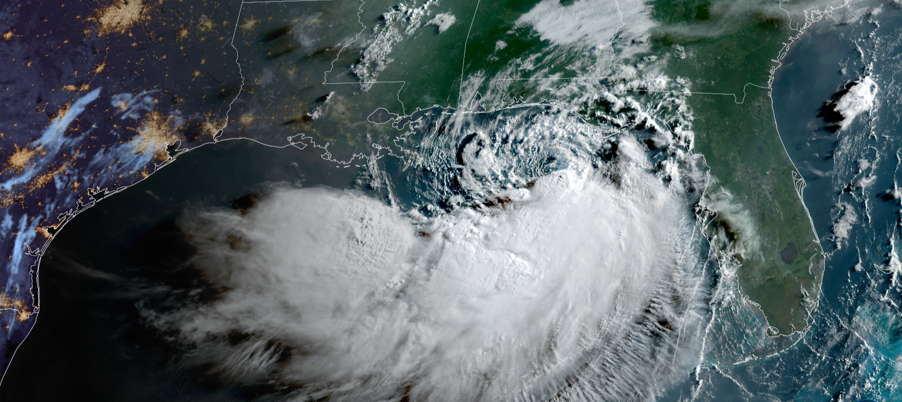 Gulf Coast communities prepare as Tropical Storm Bertha's outer bands begin to lash coastline