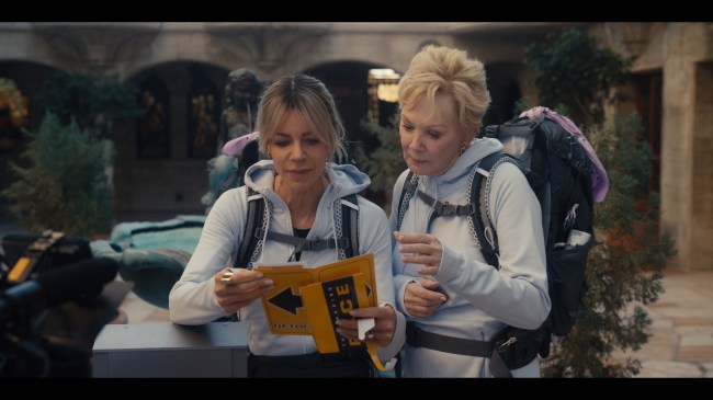 Kaitlin Olson and Jean Smart in 'The Amazing Race'