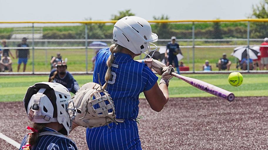 Iowa high school state softball tournament: Elimination round games begin