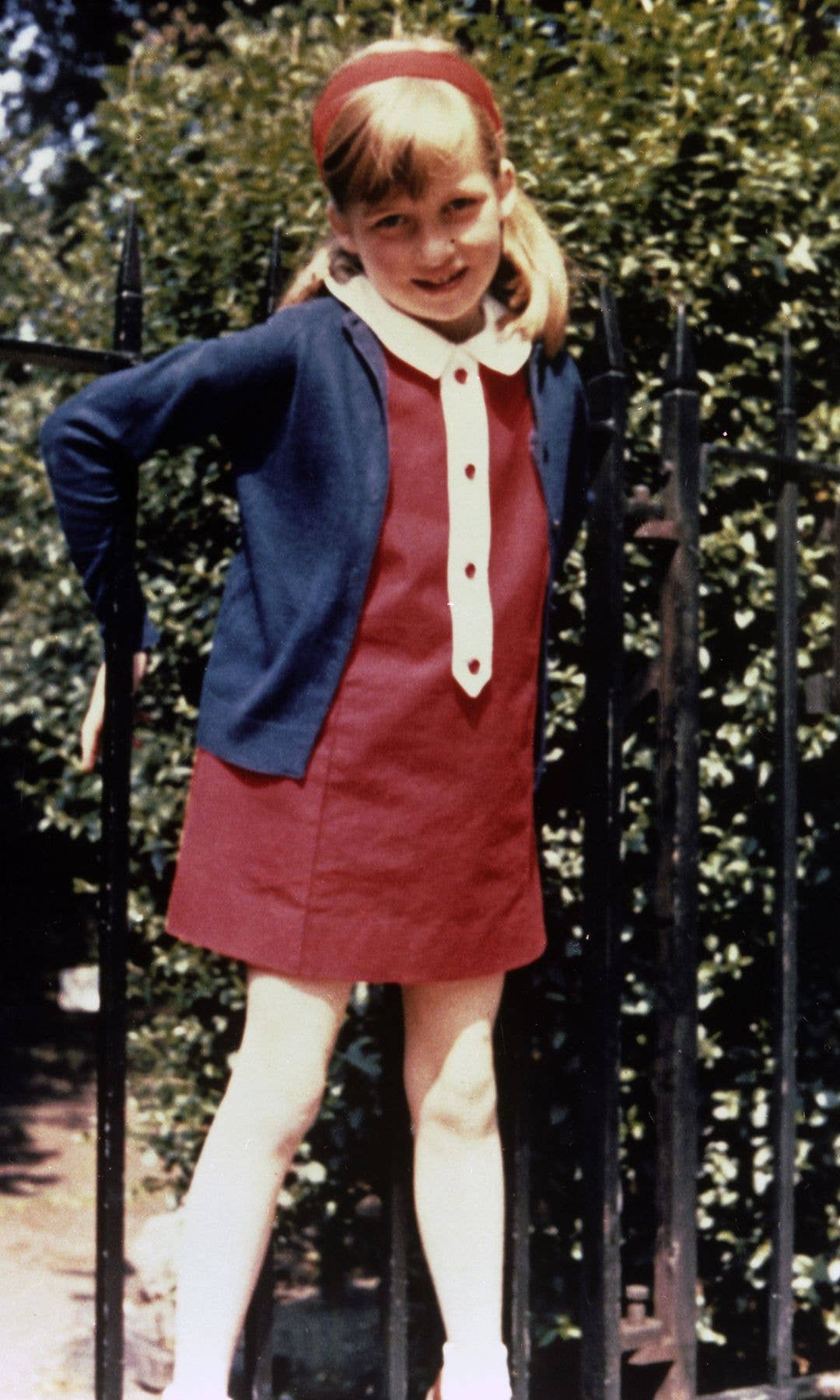 Lady Diana Spencer was pictured in Cadogan Place Gardens in 1968