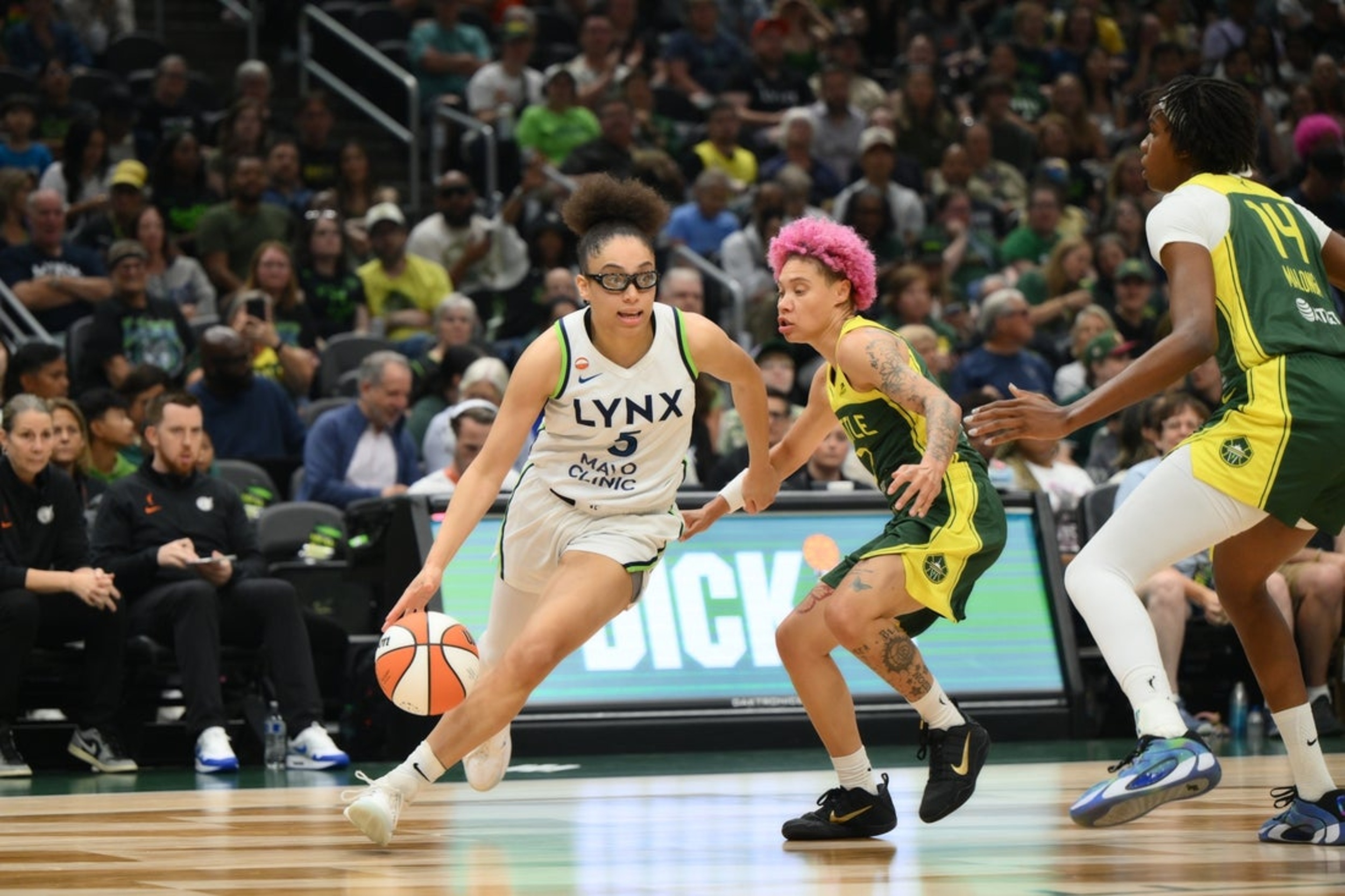 Lynx try to stay hot in rematch with Storm
